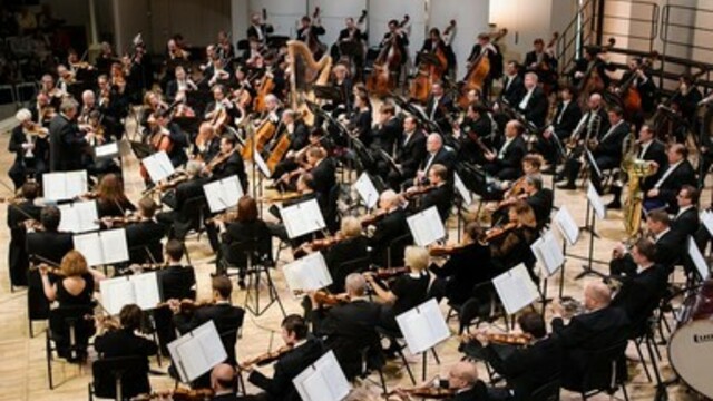 На церемонии открытия стадиона к ЧМ-2018 в Калининграде 60 музыкантов и хор разместят на шести метрах