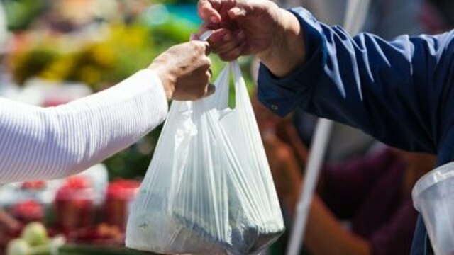 За несанкционированную торговлю калининградцев оштрафуют без предупреждения