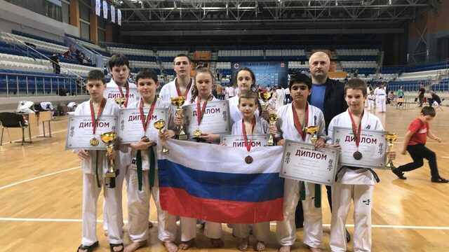 Восемь калининградских спортсменов стали призёрами международного турнира по каратэ