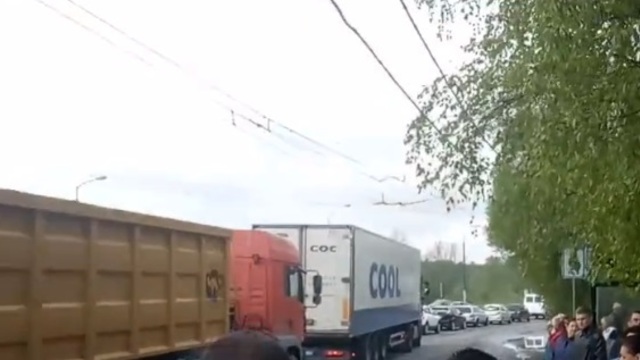 Автомобилисты сообщили о пробках на Балтийском шоссе (фото)