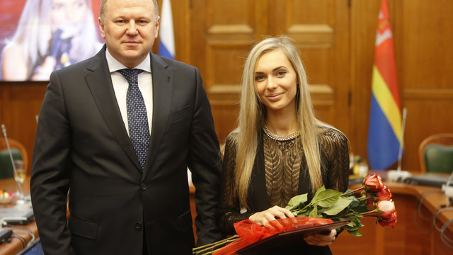 5 налоговиков, физрук, спасатель и Алиса Гелисс: кого наградил губернатор Цуканов