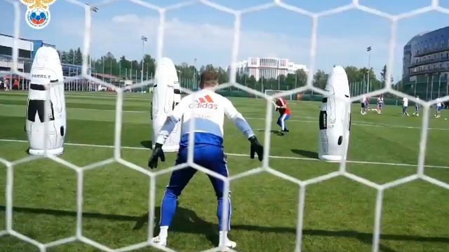 Сборная России трогательно попрощалась с Игорем Акинфеевым (видео)