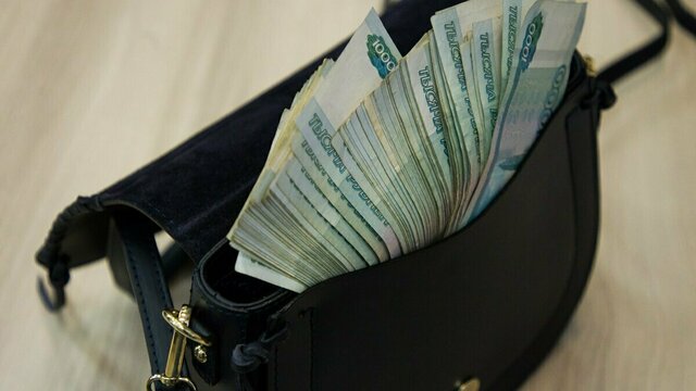 Калининградец провёл ночь с незнакомкой и лишился более 100 тыс. рублей