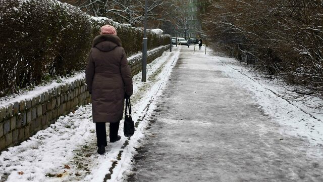 Калининградцы пожаловались в соцсетях на не убранные от снега улицы