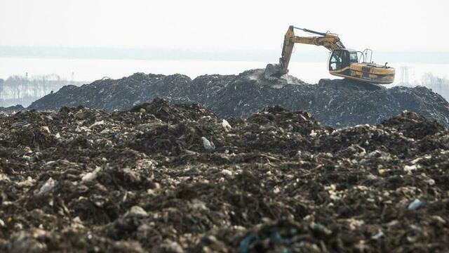 Мэрия: во время новогодних каникул за вывозом мусора в городе будут следить назначенные дежурные