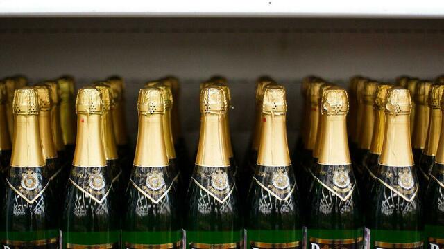 Росконтроль назвал лучшее и худшее шампанское