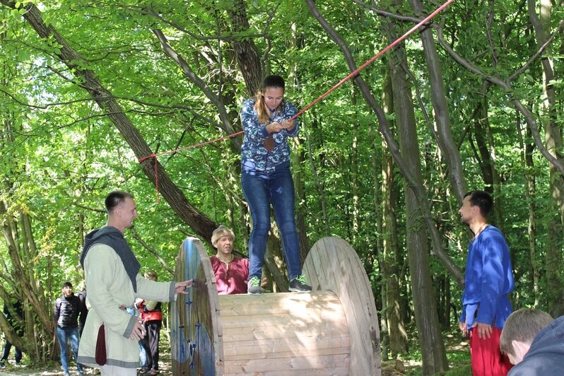 В деревне викингов "Кауп" испытали калининградцев на прочность - Новости Калининграда