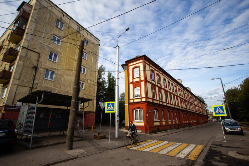 В зарослях плюща и в форме утюга: пять необычных домов Калининграда - Новости Калининграда | Александр Подгорчук / &quot;Клопс&quot;