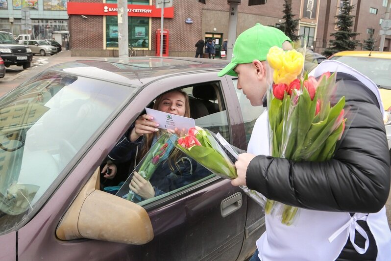 Цветочный патруль промчался в Калининграде - Новости Калининграда