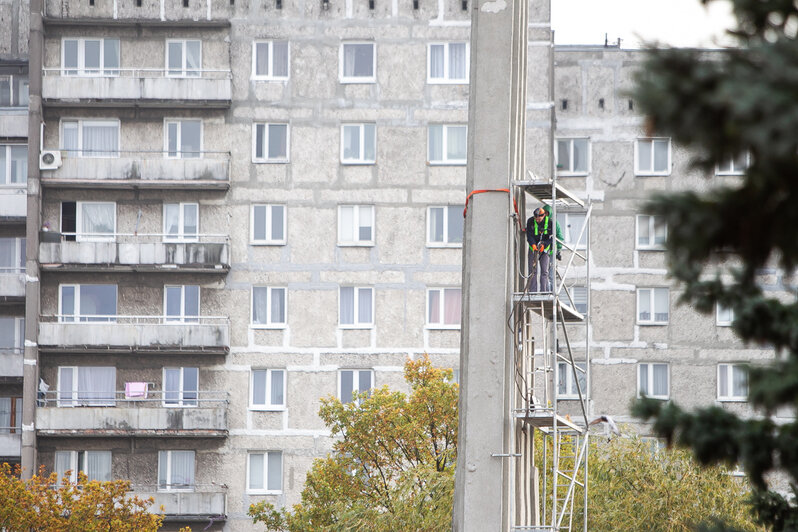 На Московском проспекте начали демонтировать стелу памятного знака морякам-балтийцам - Новости Калининграда | Александр Подгорчук / &quot;Клопс&quot;