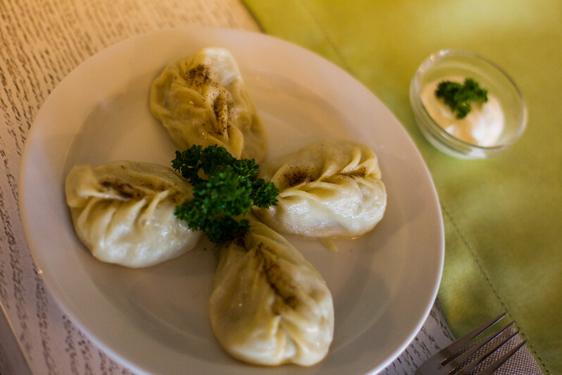 Мясо в дровяном тандыре, зажигательный ведущий, фейерверк и многое другое: отмечаем новогодний корпоратив в душевной атмосфере  - Новости Калининграда