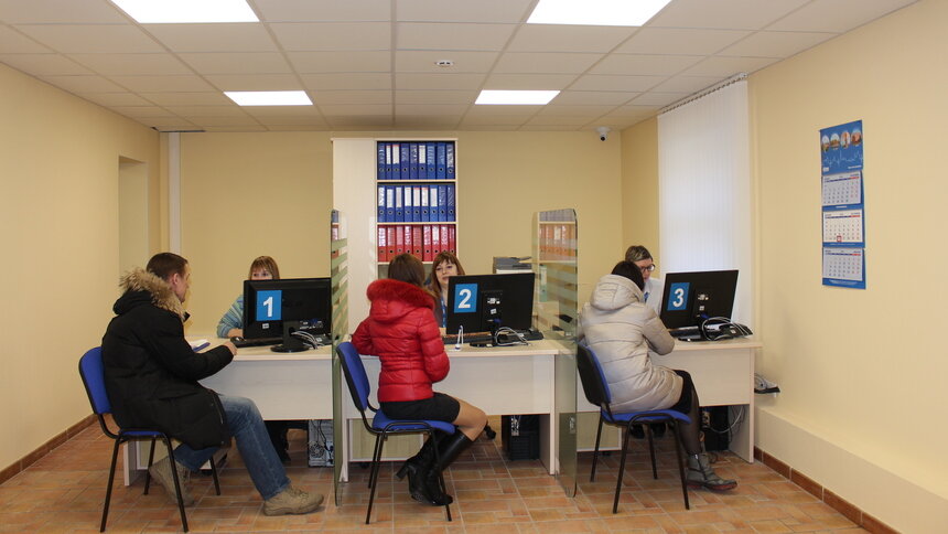 Обслуживаться в офисе на улице Нахимова может любой потребитель, независимо от прописки