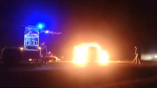 Появилось видео ДТП под Черняховском, где легковушка протаранила машину ДПС 