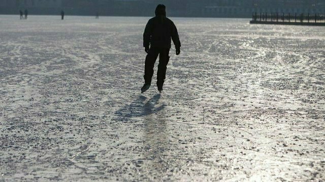 На двух водоёмах в Калининграде запретили выходить на лёд