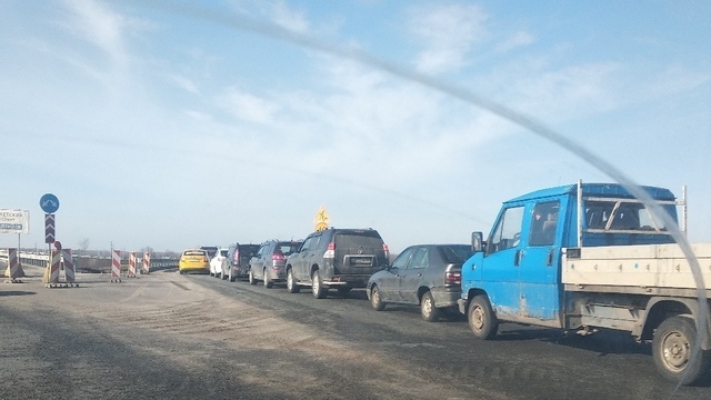 Большая Окружная и ул. Невского встали в двухкилометровой пробке