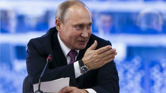 Путин пошутил, что пойдёт в хоккеисты по завершении президентских полномочий