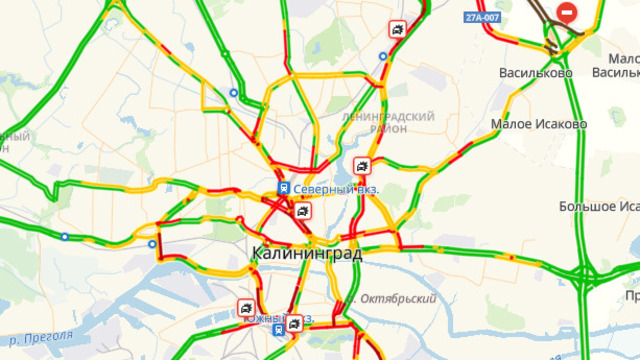 Час пик и пять ДТП: Калининград встал в восьмибалльных заторах