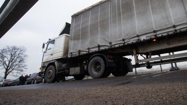 В Калининградской области 26 июня из-за жары планируют ограничить движение грузовиков