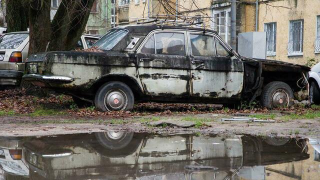 Калининградская мэрия определилась с местом для хранения бесхозных машин