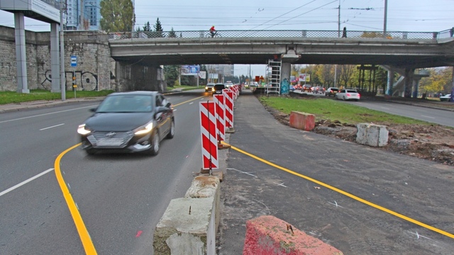 В районе эстакадного моста на Московском проспекте в выходные изменится схема движения транспорта