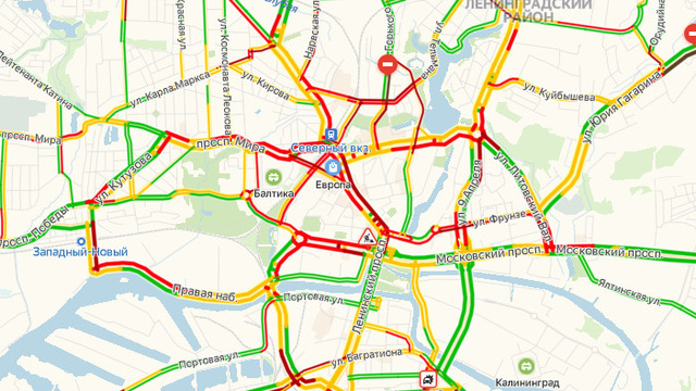Девять баллов: Калининград встал в пробках 