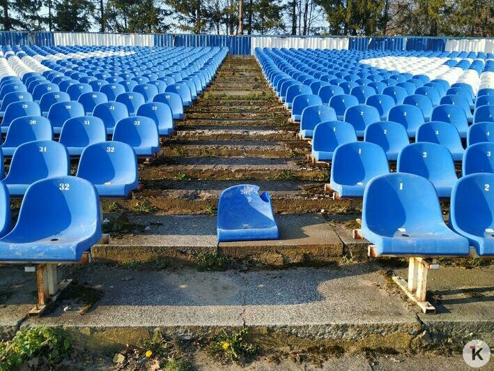 На стадионе "Балтика" начали разбирать северную трибуну (фото) - Новости Калининграда | Фото: Виктор Буздин / "Клопс"