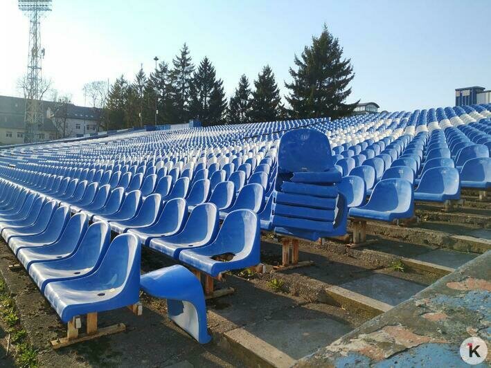 На стадионе "Балтика" начали разбирать северную трибуну (фото) - Новости Калининграда | Фото: Виктор Буздин / "Клопс"