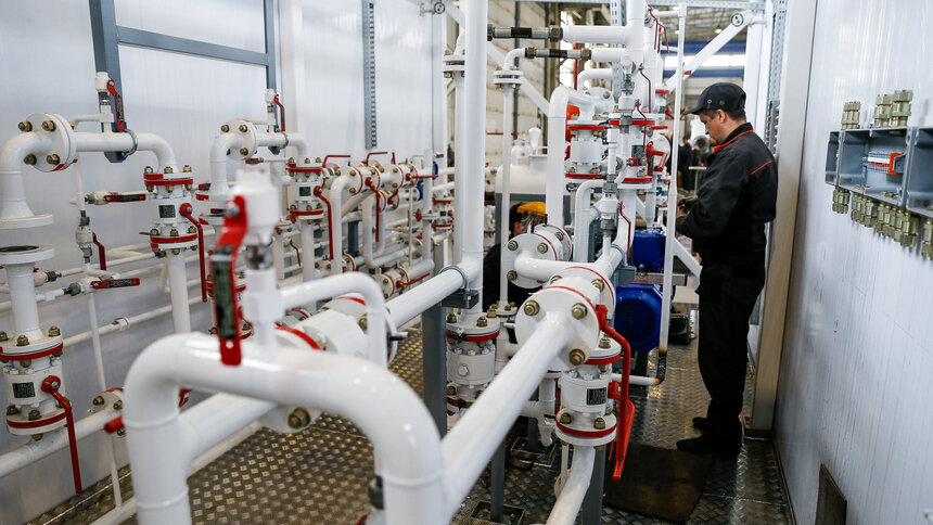 Калининградский завод впервые осуществил поставку нефтяного оборудования в Индонезию - Новости Калининграда