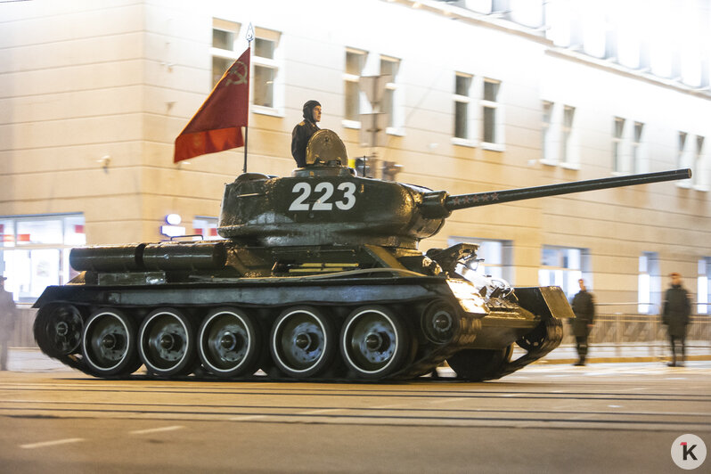 В Калининграде прошла ночная репетиция парада Победы (фоторепортаж) - Новости Калининграда | Фото: Александр Подгорчук