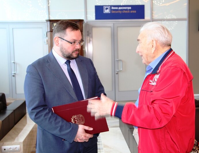 Калининградских ветеранов проводили на парад Победы в Москву (фото) - Новости Калининграда | Фото: пресс-служба управления по внутренней политике правительства Калининградской области