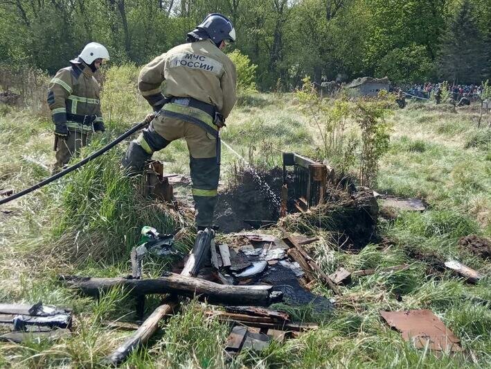 В Калининграде во время реконструкции штурма Пятого форта загорелась трава (фото) - Новости Калининграда | Фото: очевидец
