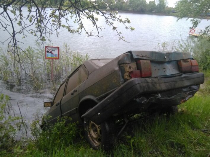 В Калининграде из озера Шенфлиз достали угнанный Audi (фото, видео) - Новости Калининграда | Фото: Кирилл Порошин / &quot;Янтарные моржи&quot;