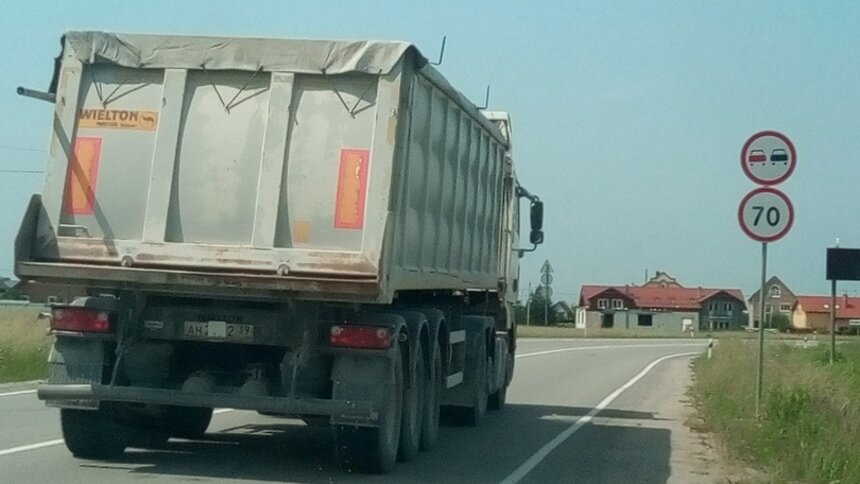 Под Калининградом водители грузовиков научились обманывать рамки весогабаритного контроля - Новости Калининграда | Фото: очевидец