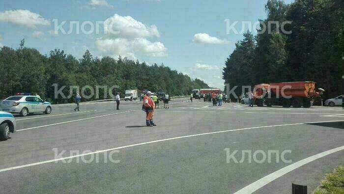 В Гвардейском районе столкнулись бензовоз и микроавтобус, пострадали дети (видео, обновляется)  - Новости Калининграда | Фото: &quot;Клопс&quot;