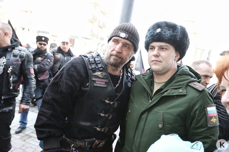 В Калининграде лидер "Ночных волков" Хирург представил свой первый фильм (фото) - Новости Калининграда | Фото: Александр Подгорчук