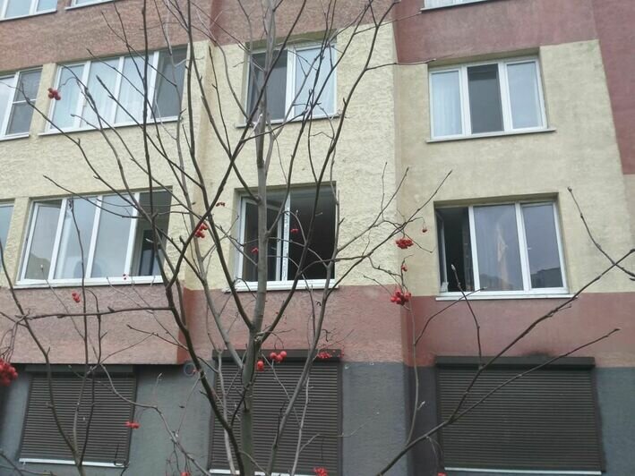 В доме не сработал ни один датчик: что известно о пожаре в многоэтажке на Сельме (фото, видео) - Новости Калининграда | Фото: жильцы дома