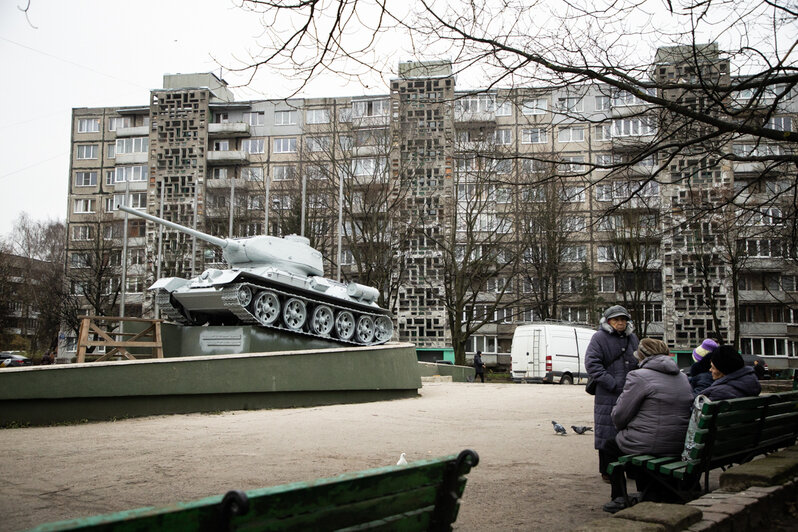 Т-34 в "зимнем камуфляже": танк на Соммера подготовили к покраске (фото) - Новости Калининграда | Фото: Александр Подгорчук / &quot;Клопс&quot;