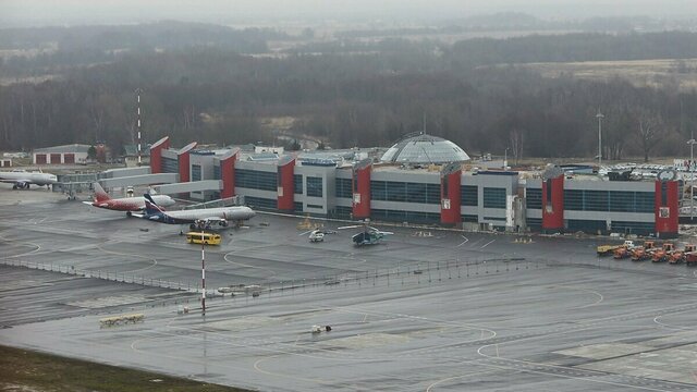 В России вступил в силу закон о курилках в аэропортах