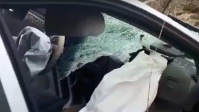 Появилось видео с места ДТП возле погранперехода Чернышевское, где погиб водитель Chrysler 