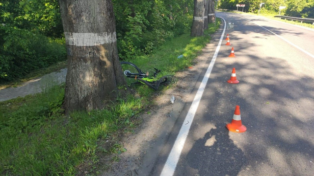 В Балтийске неизвестный сбил на машине велосипедиста и скрылся