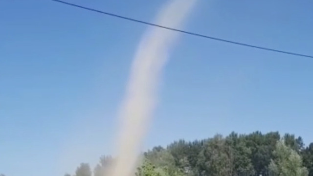 Учёный рассказал, что за вихрь наблюдали в Чкаловске и какие ещё явления можно увидеть в Калининградской области
