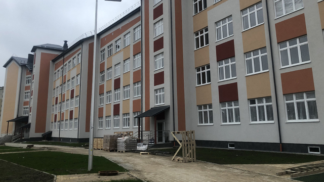Власти: в школу на Артиллерийской скоро можно будет завозить оборудование