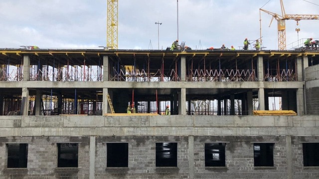 Когда и как исправят последствия провисания опалубки на стройке онкоцентра в Родниках 