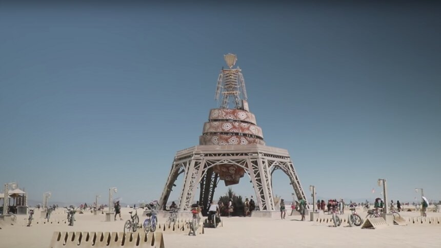 Фестиваль Burning Man в пустыне Блэк-Рок отменили из-за коронавируса - Новости Калининграда | Изображение: кадр из видео Антона Птушкина &quot;Burning Man. Как построить утопию в пустыне&quot; \ YouTube