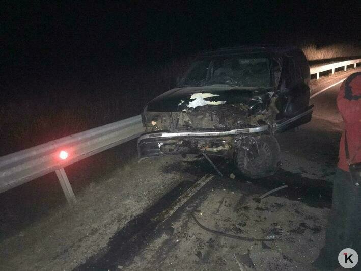 Под Гурьевском легковушка врезалась в отбойник, уходя от лобового столкновения (фото) - Новости Калининграда | Фото очевидца