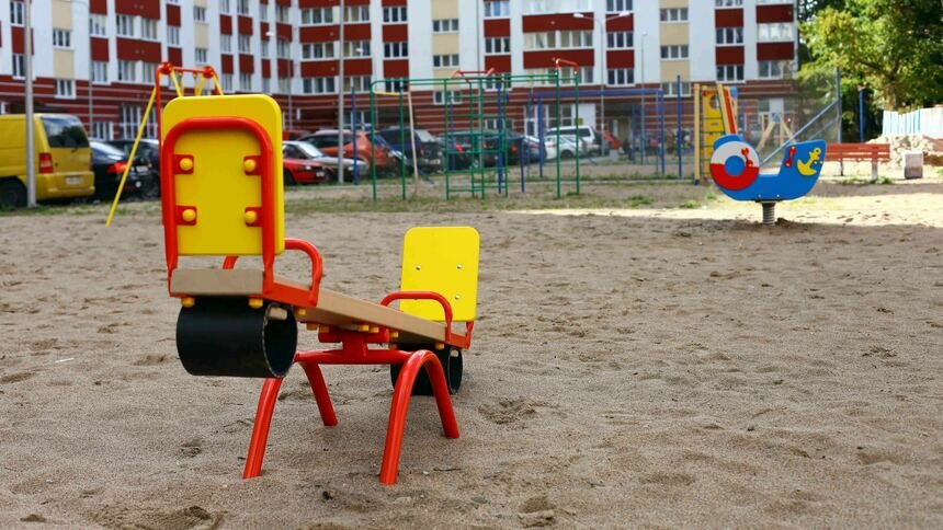 100 кругов у дома и водка на горку: как мамы справляются с детскими прогулками в самоизоляции - Новости Калининграда | Архив &quot;Клопс&quot;
