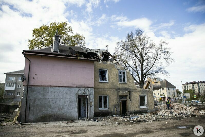 На Гагарина сносят дома для продолжения строительства Восточной эстакады: фоторепортаж  - Новости Калининграда | Фото: Александр Подгорчук