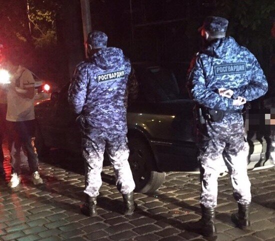 Пьяный прохожий разбил окно в квартире на проспекте Мира - Новости Калининграда | Фото: пресс-служба Росгвардии