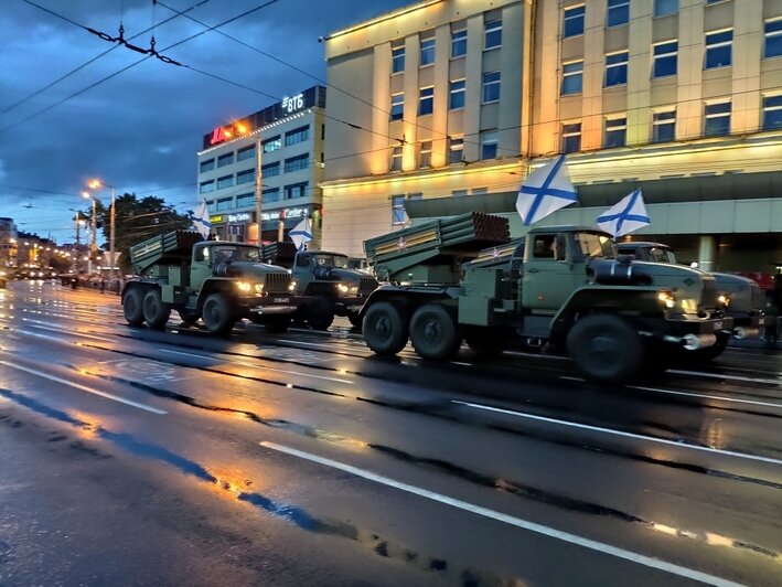 В Калининграде прошла первая ночная репетиция парада Победы (фото) - Новости Калининграда | Фото: пресс-служба ЗВО по Балтийскому флоту