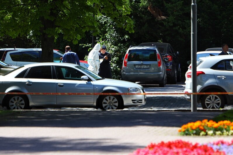Около драмтеатра в Калининграде нашли и обезвредили противопехотную мину (фото) - Новости Калининграда | Фото: Александр Подгорчук / &quot;Клопс&quot;